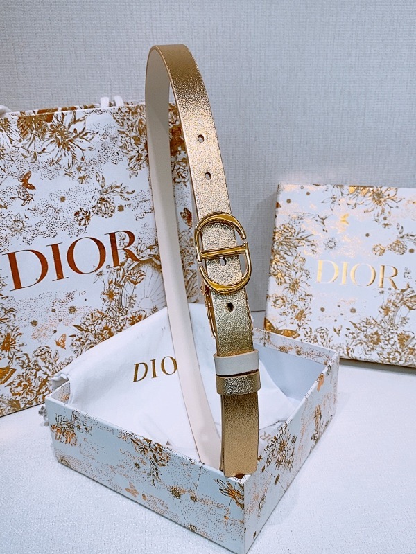 DIOR0132