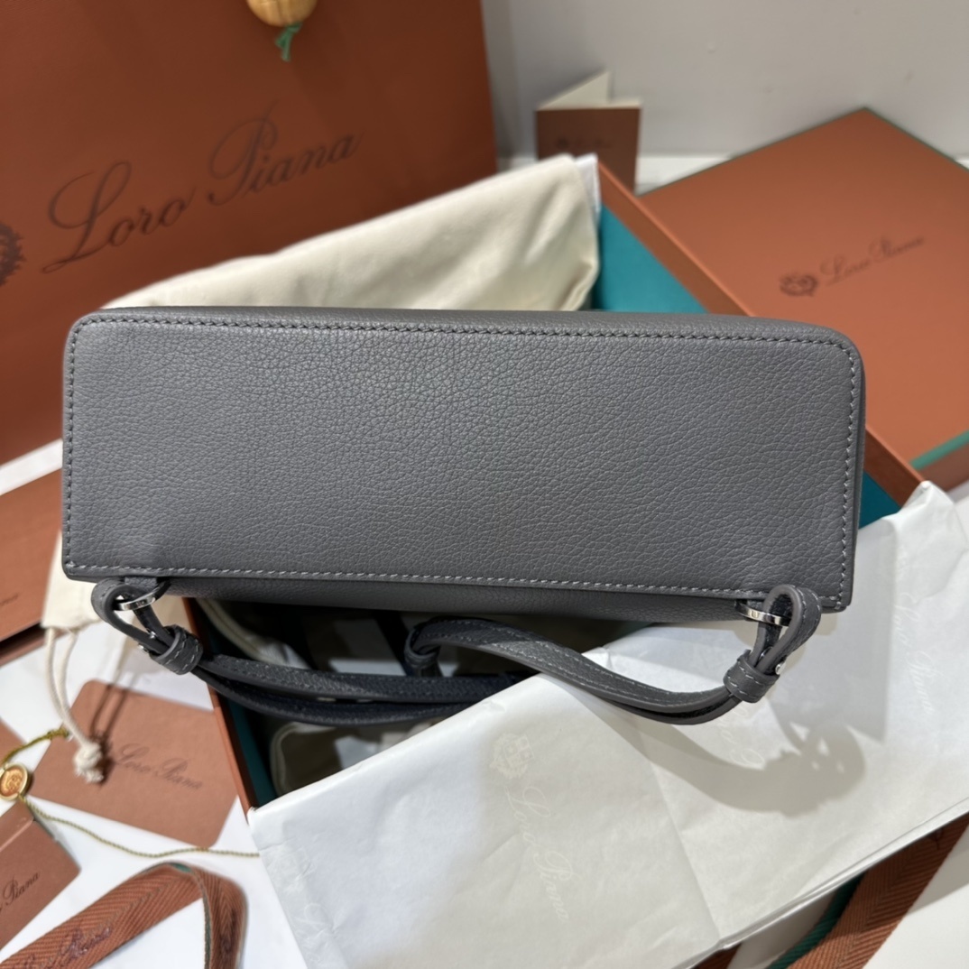 Delvaux 0091