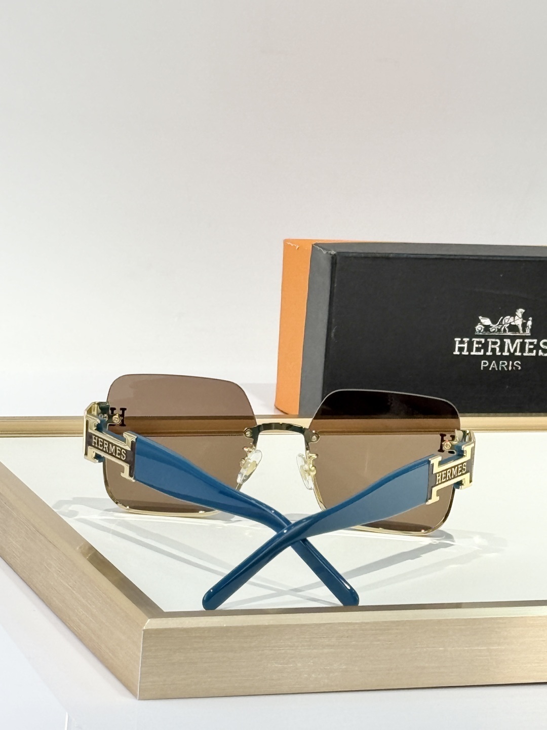 HERMES 0003