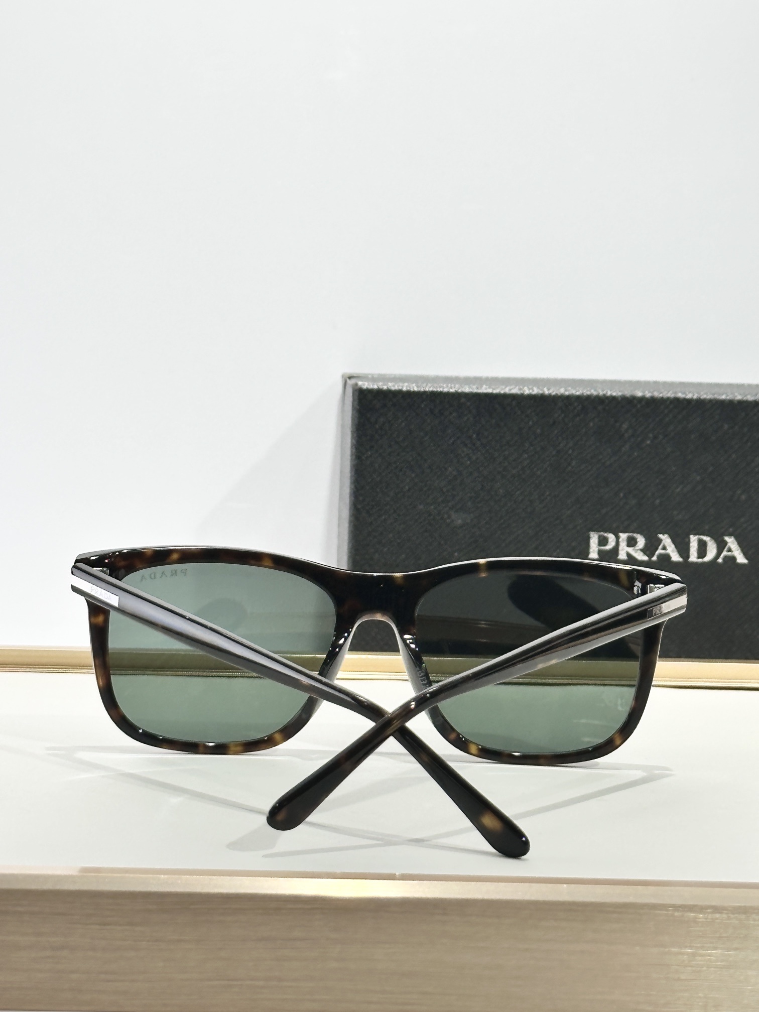 PRADA 0019
