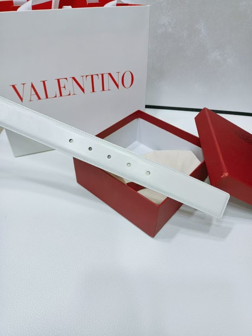 Valentino 0015