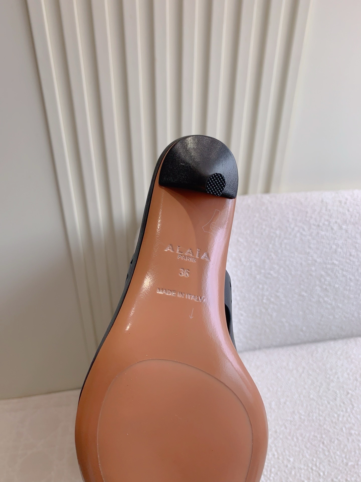 Alaia 0009