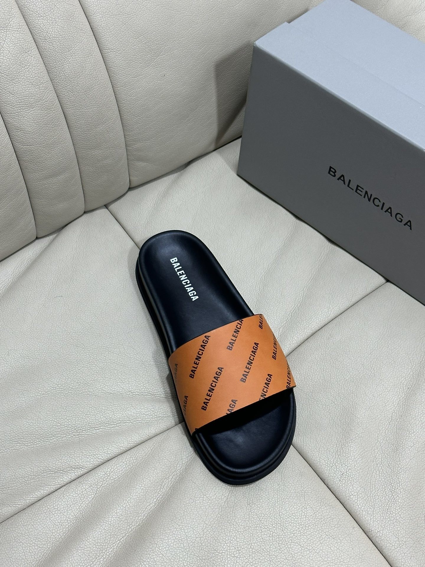 Balenciaga 0156