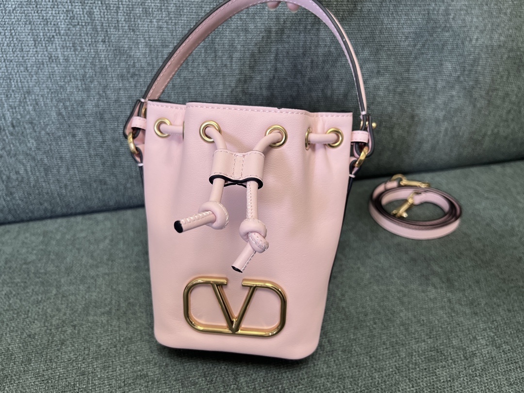 Valentino 0150