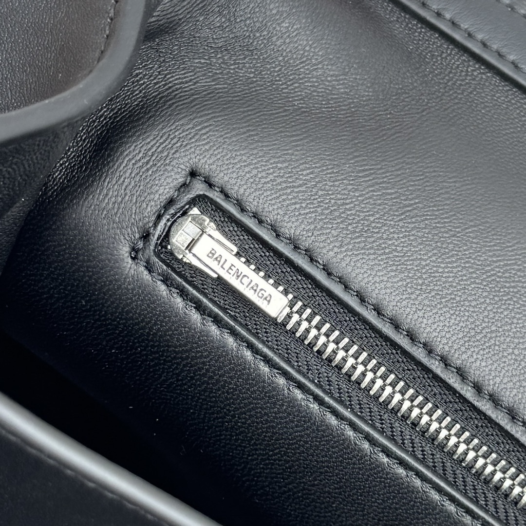 Balenciaga 0050