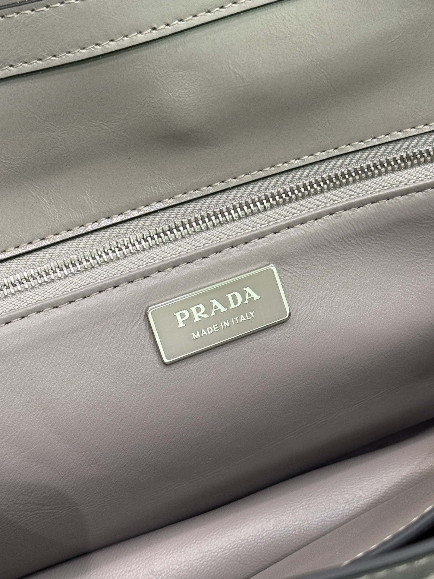 PRADA 0117