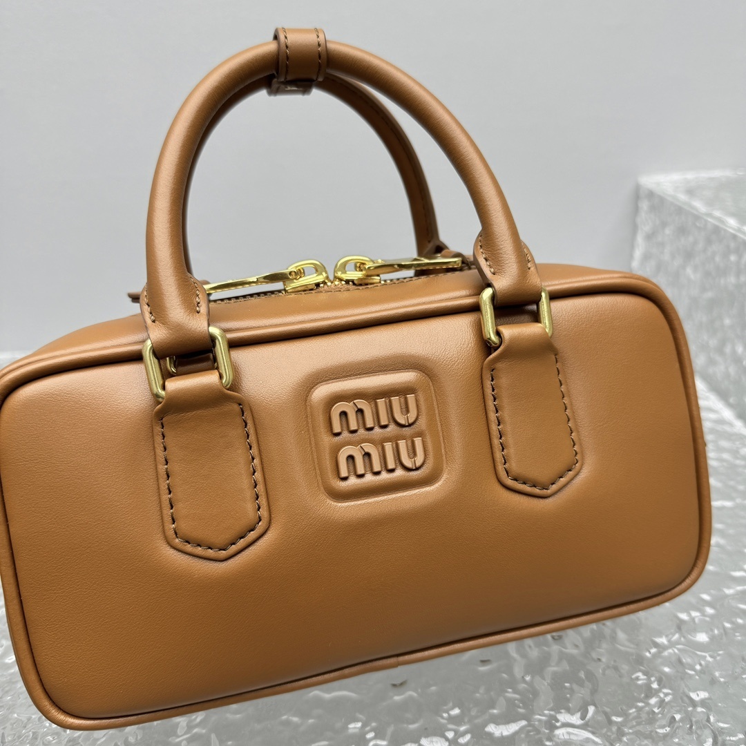 Miu Miu 0055