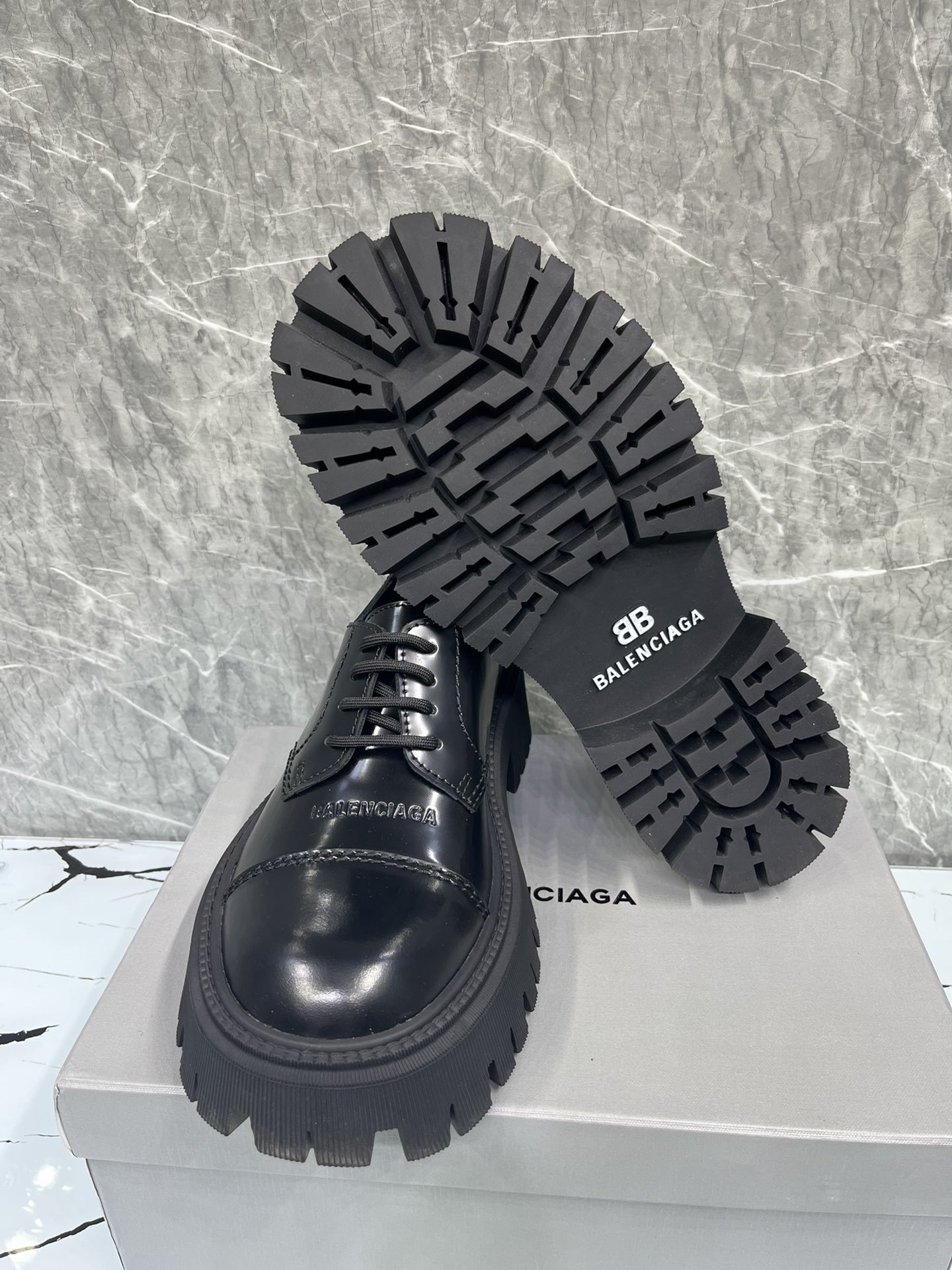Balenciaga 0050