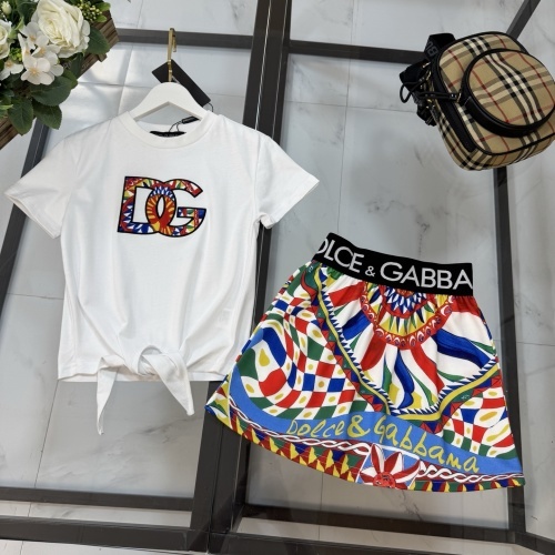 Children's clothing 0196