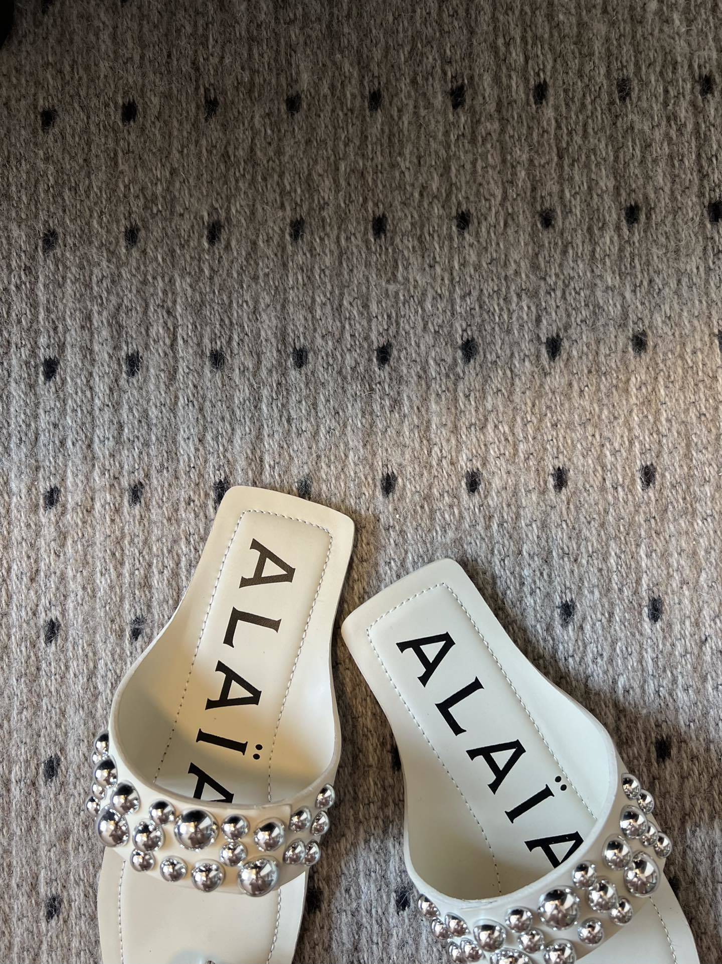 Alaia 002