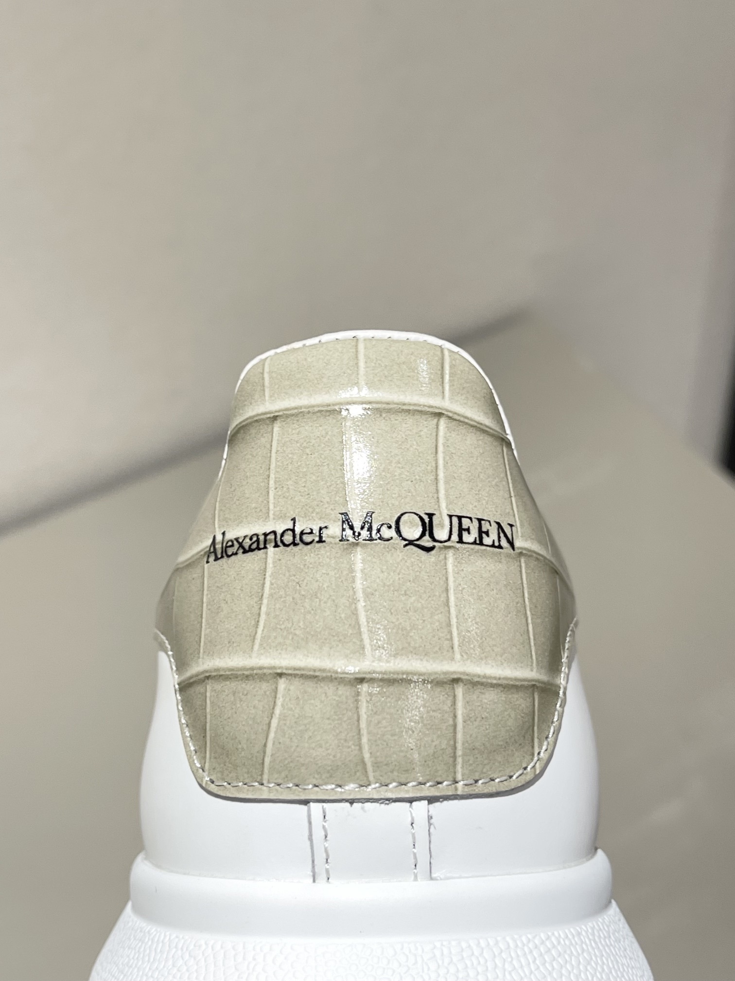 McQueen 0003