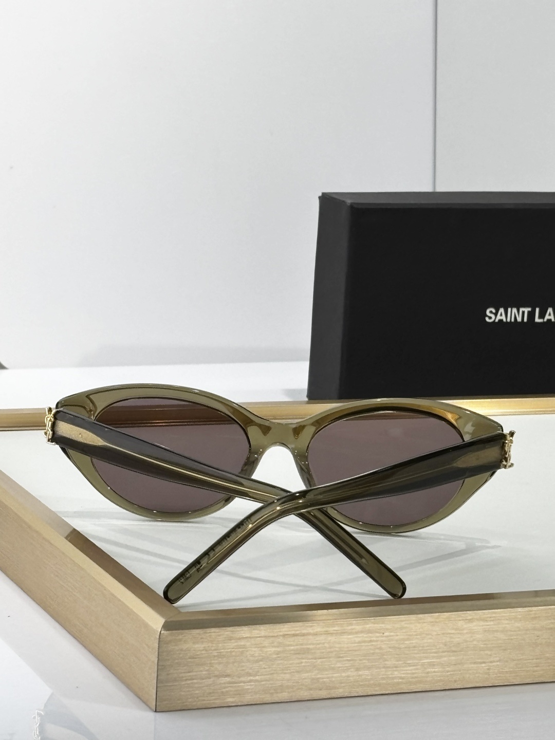 SAINTLAURENT 0035