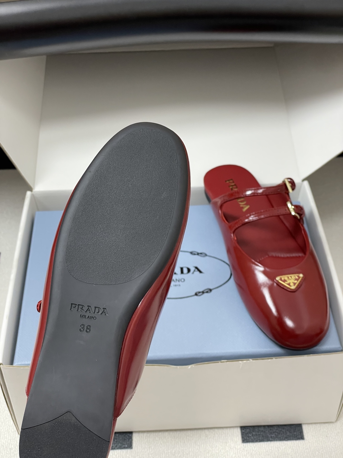 PRADA 0037