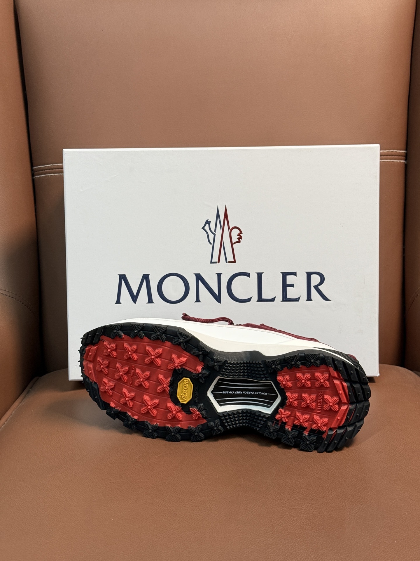 MONCLER 0040