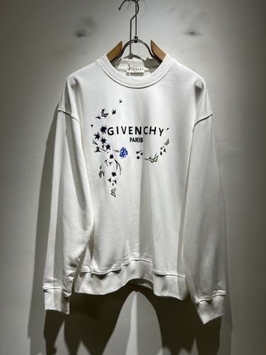 GIVENCHY 0047