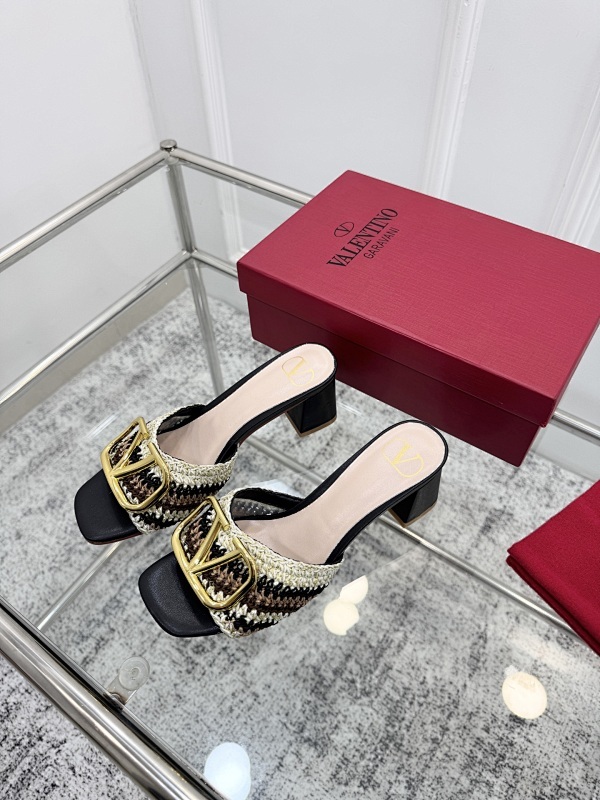Valentino 0022