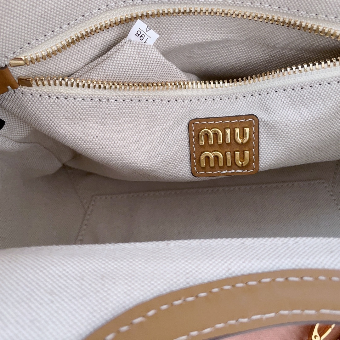 Miu Miu 0090
