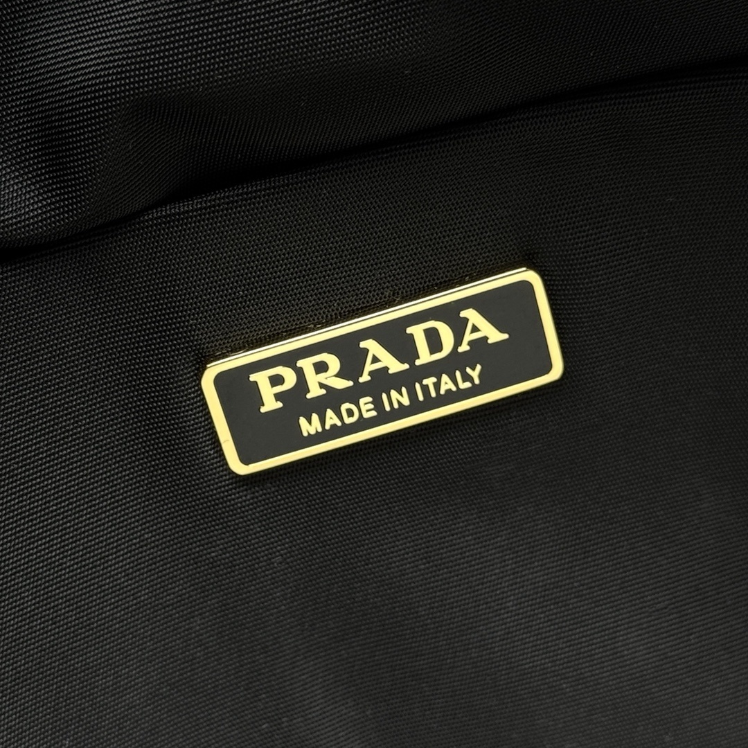 PRADA 0186