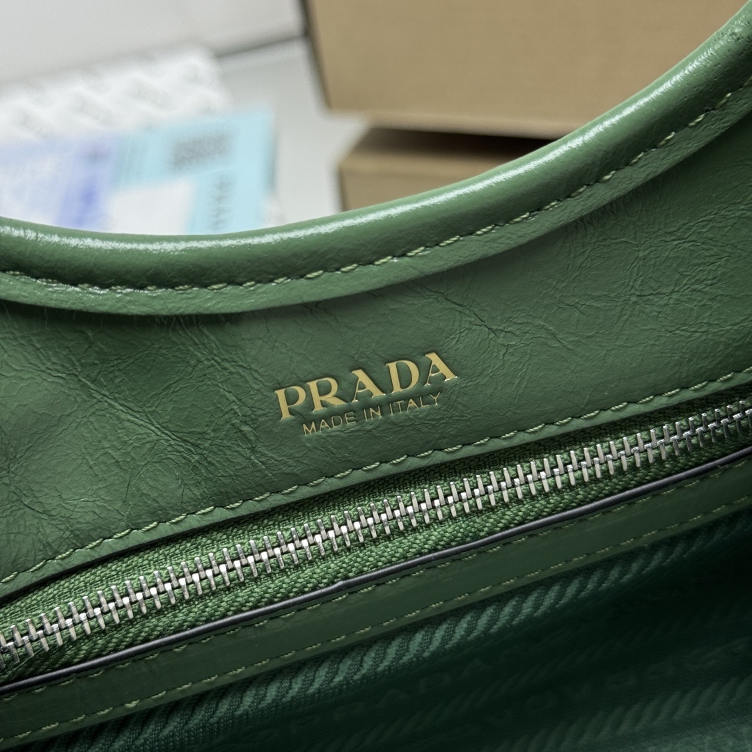 PRADA 0174