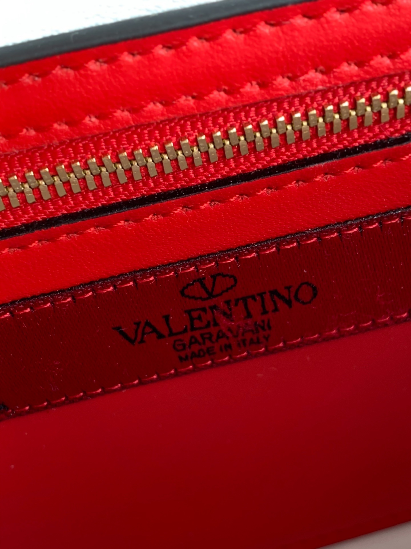 Valentino 0108