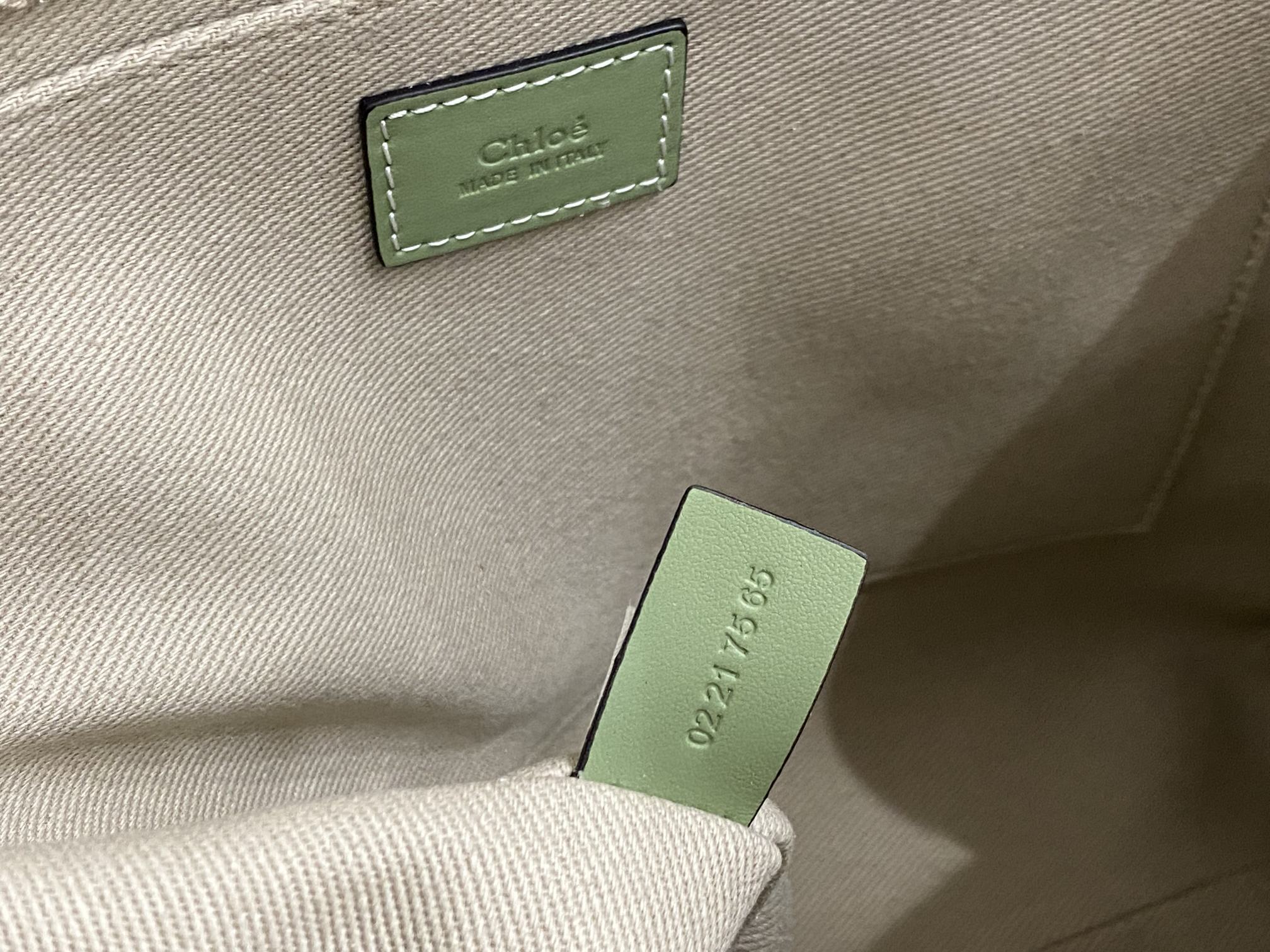 Chloé 220