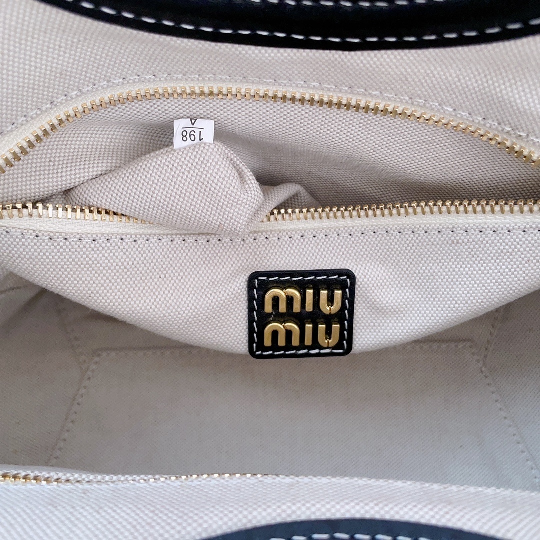 Miu Miu 0091