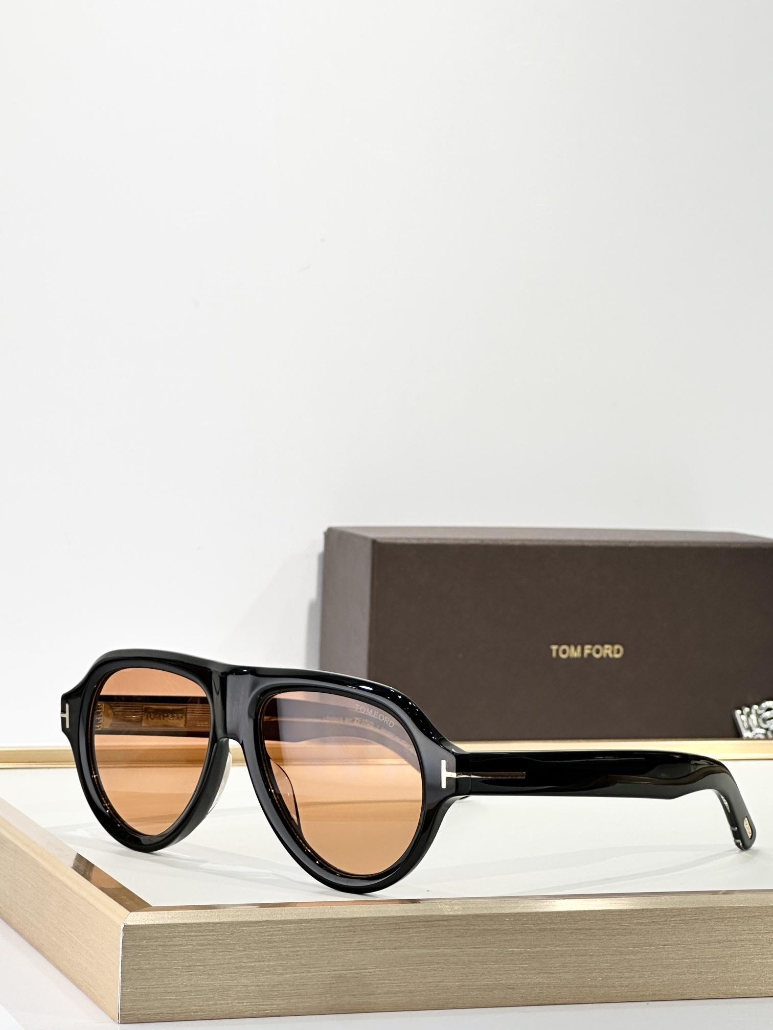 TOM FORD 0016