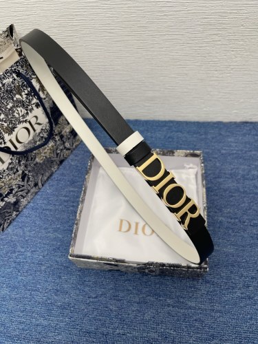 DIOR0001