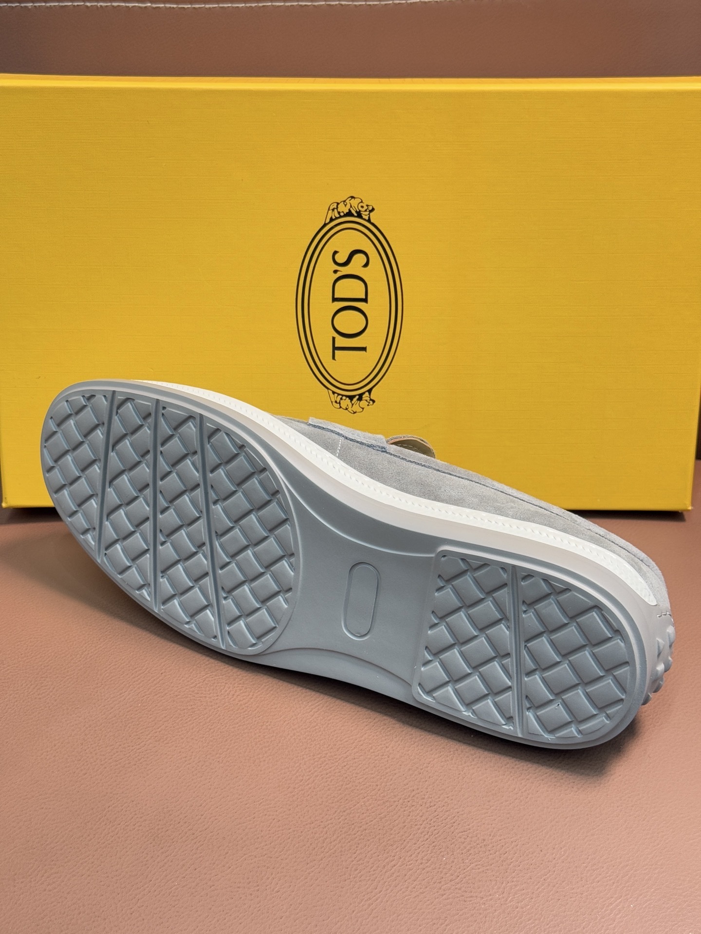 TOD'S 0003