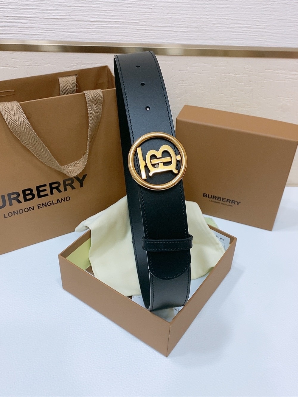 BURBERRY 0012