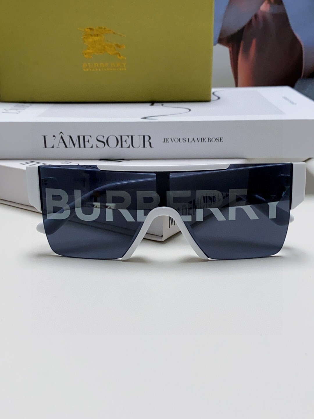 BURBERRY 0078