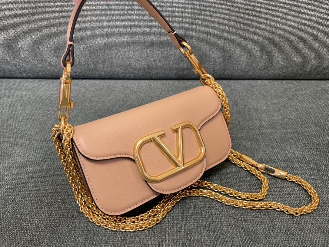 Valentino 0127