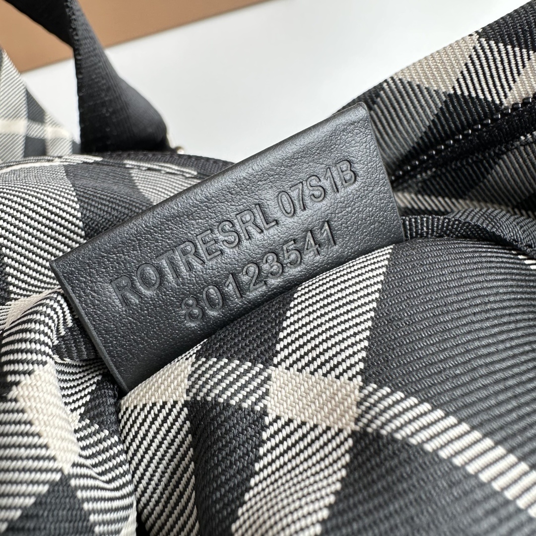 Burberry 0101