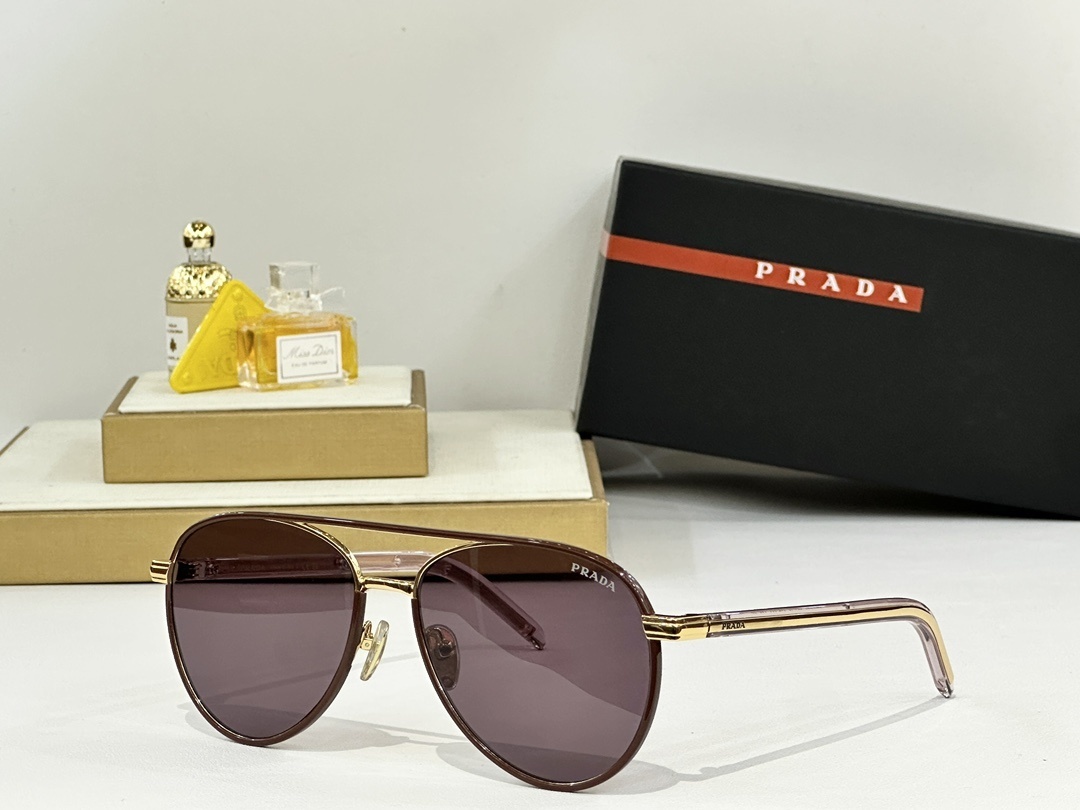 PRADA 0018