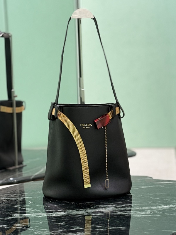 PRADA 0140