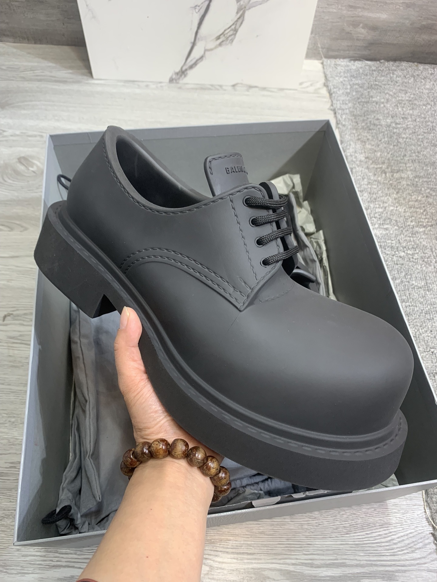 Balenciaga 0051