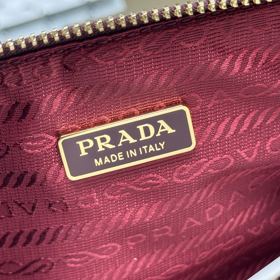 PRADA 0232