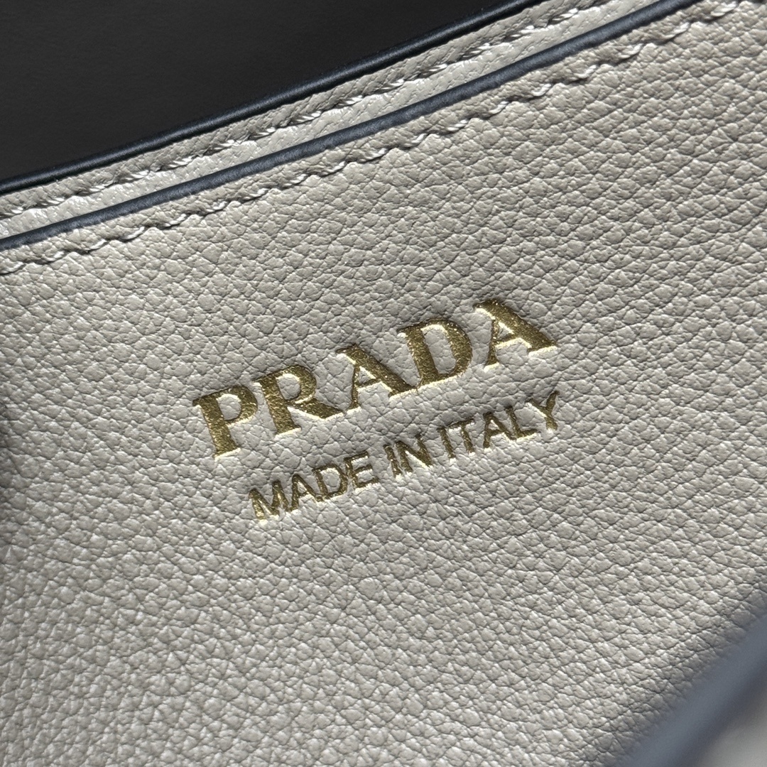 Prada 0169