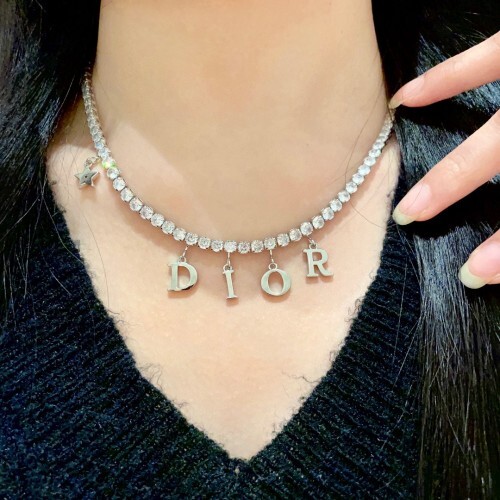 DIOR0192