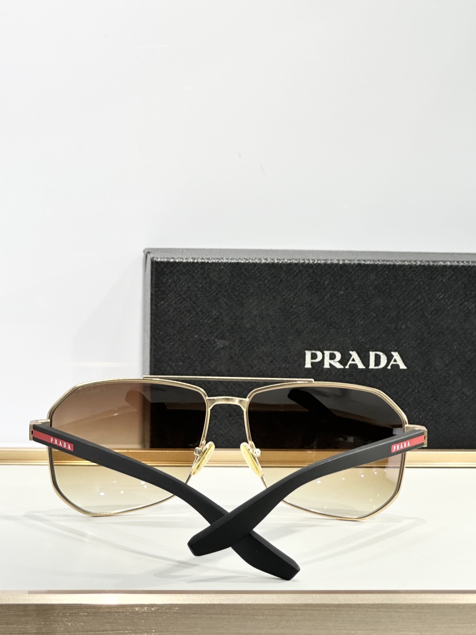 PRADA 0139