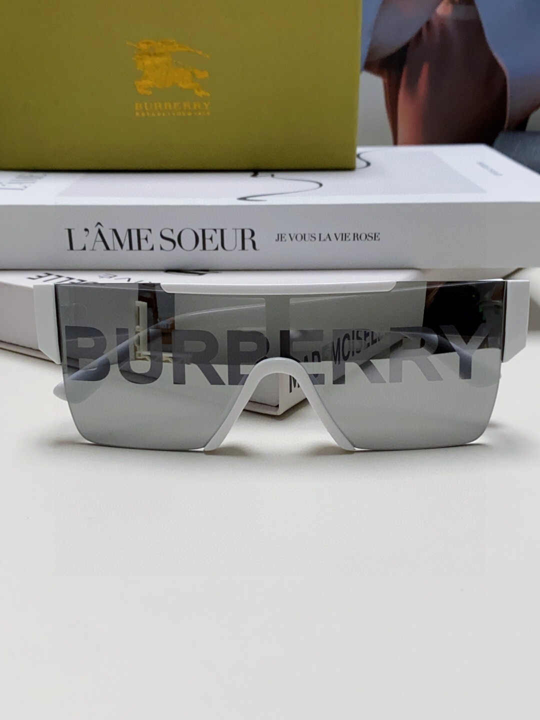 BURBERRY 0080