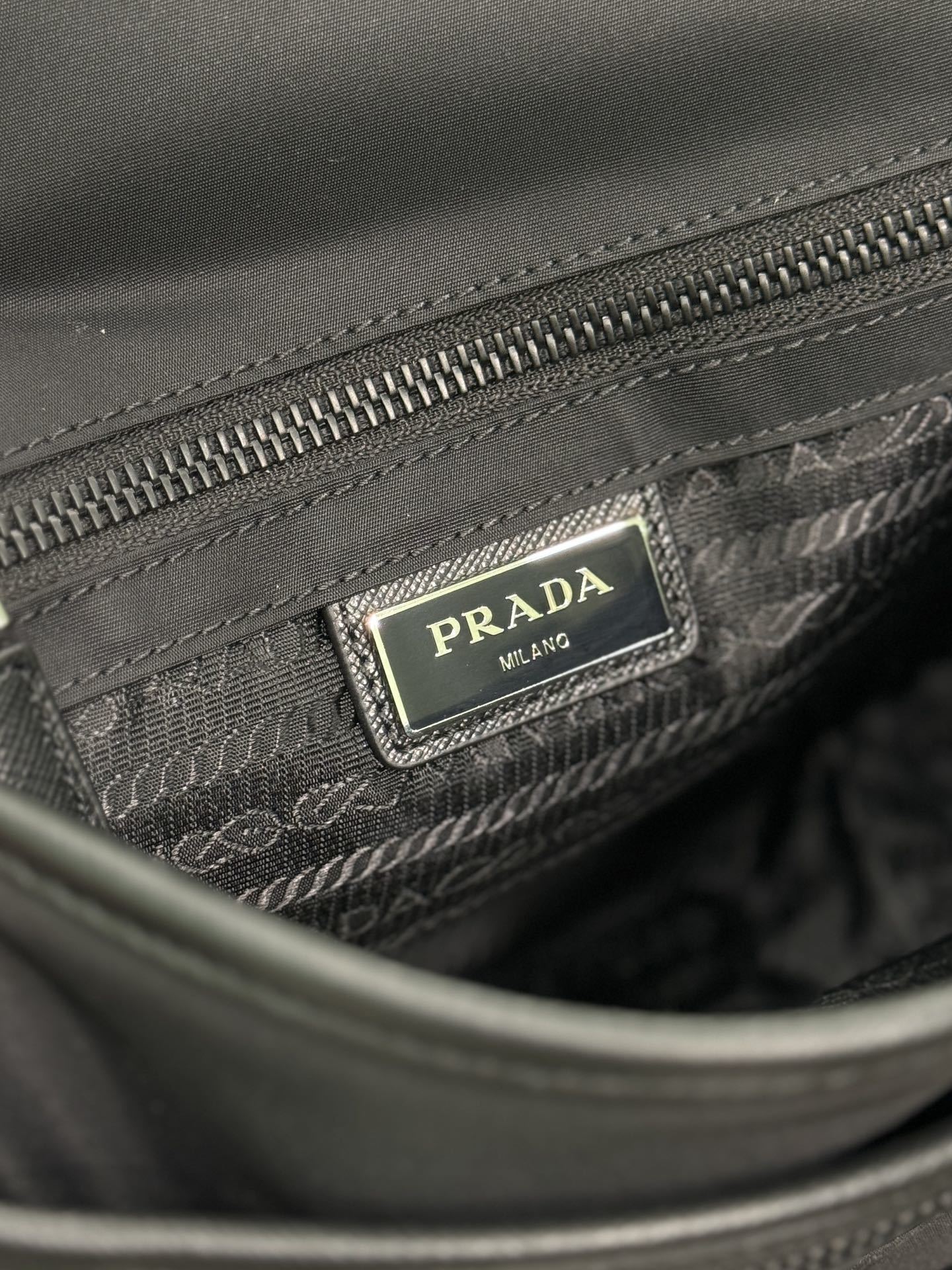 PRADA 0041