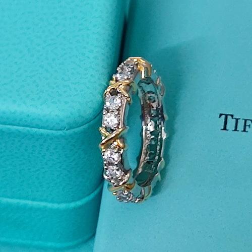 R655 Tiff*ny Ring
