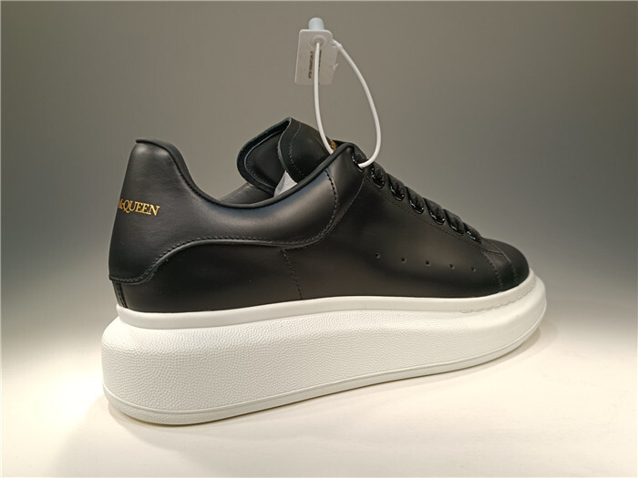 A*EXANDER M*QUEEN Sneakers Top Version