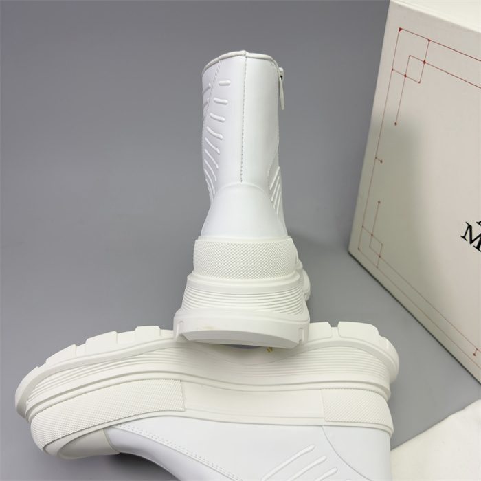 ALEXANDER MCQUEEN Boots Top Version