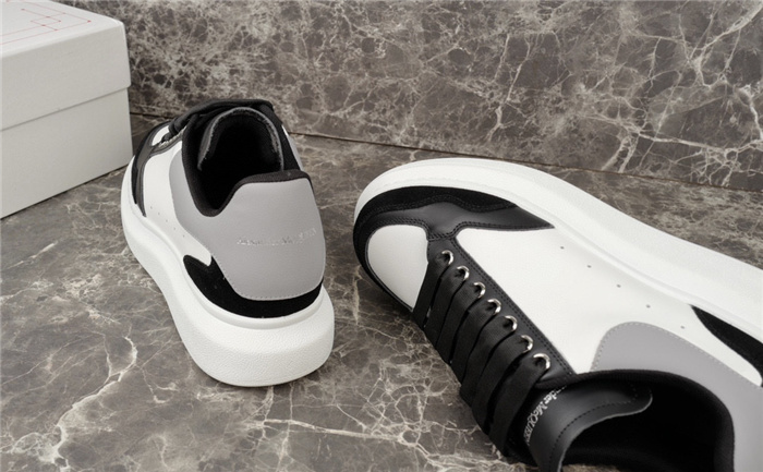 ALEXANDER MCQUEEN Sneakers Top Version