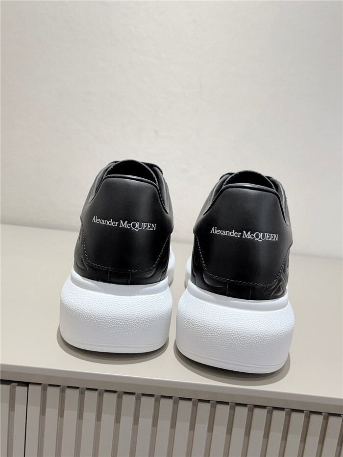 ALEXANDER MCQUEEN Sneakers