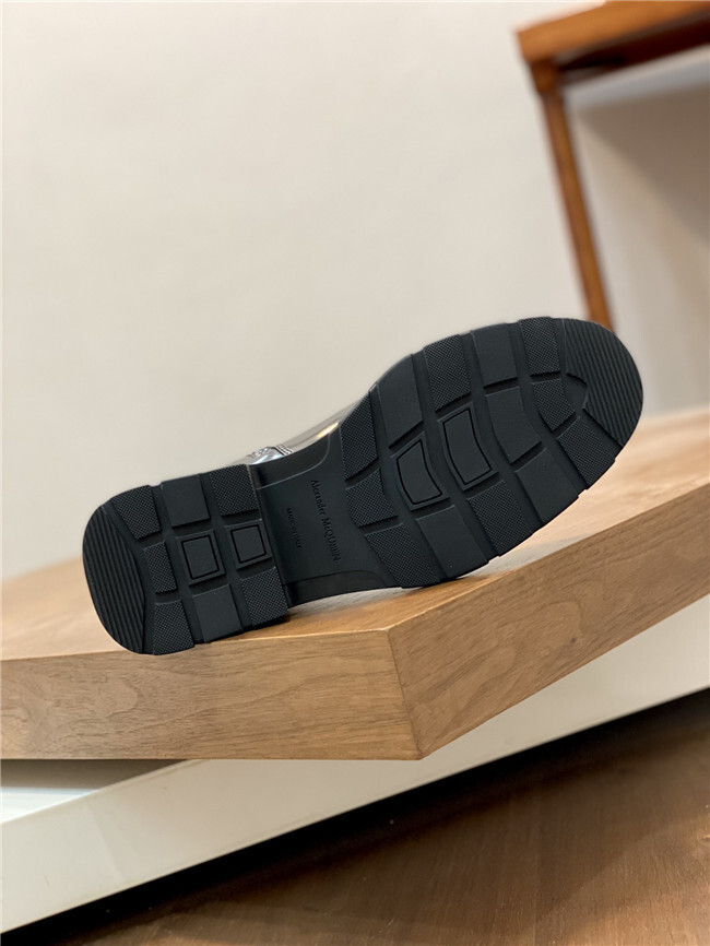 A*EXANDER M*QUEEN Leather Boots