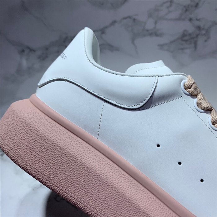 $200 A*EXANDER M*QUEEN