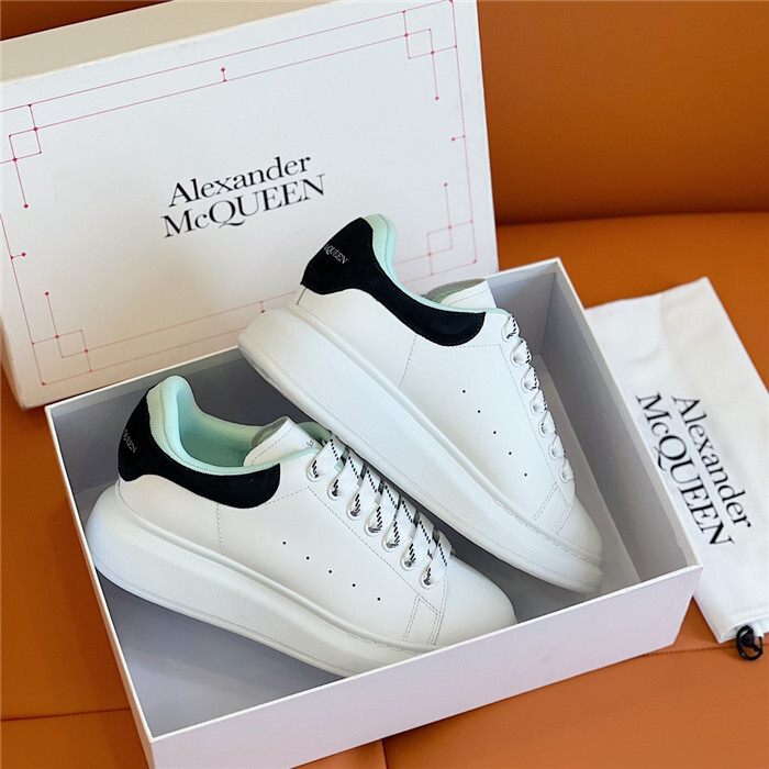 A*EXANDER M*QUEEN Sneakers Top Version